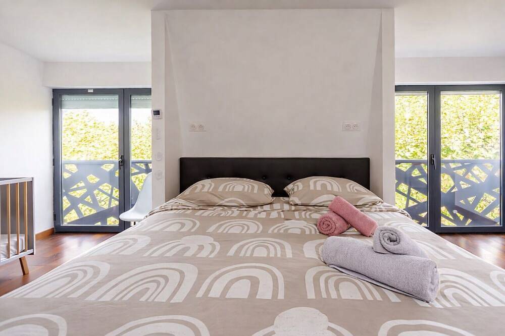 Villa Paris, Villepinte Exhibition Centre, Cdg in Aulnay-sous-Bois, Seine-Saint-Denis