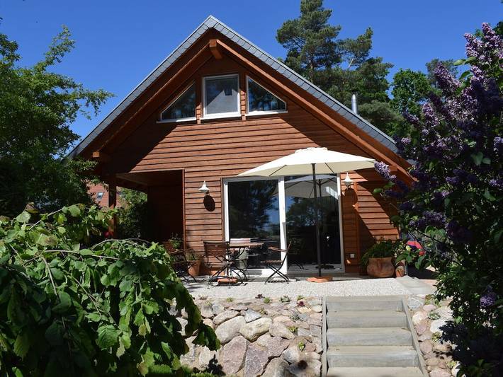 Ferienhaus für 4 Personen, mit Seeblick und Terrasse sowie Garten am Plauer See - 2