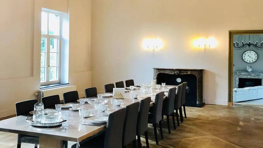 Gîte pour 15 personnes, avec jardin et piscine, animaux acceptés à Beauraing - 4