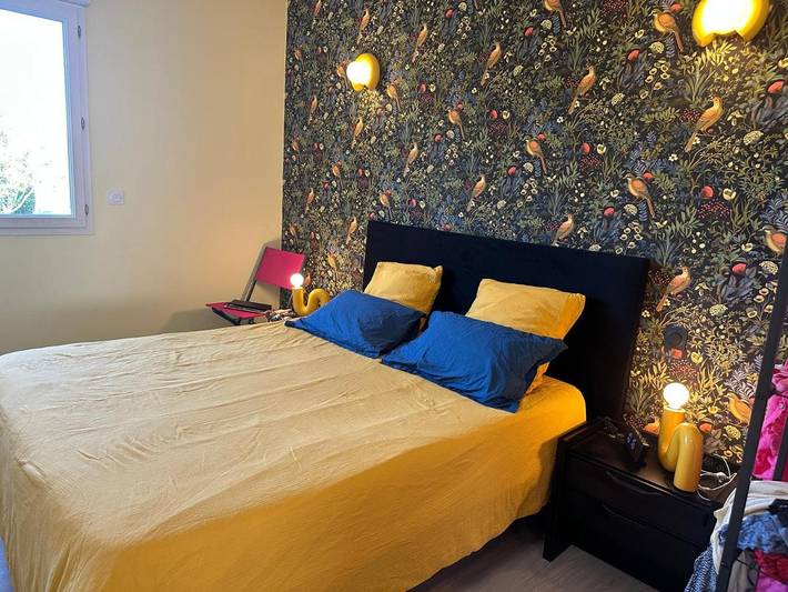 Location de vacances pour 2 personnes, avec terrasse et jardin ainsi que piscine et vue, animaux acceptés à Saint-Xandre - 2