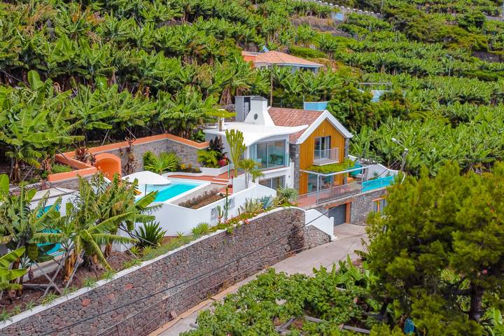 Location de vacances pour 5 personnes, avec jardin dans Arco da Calheta - 2