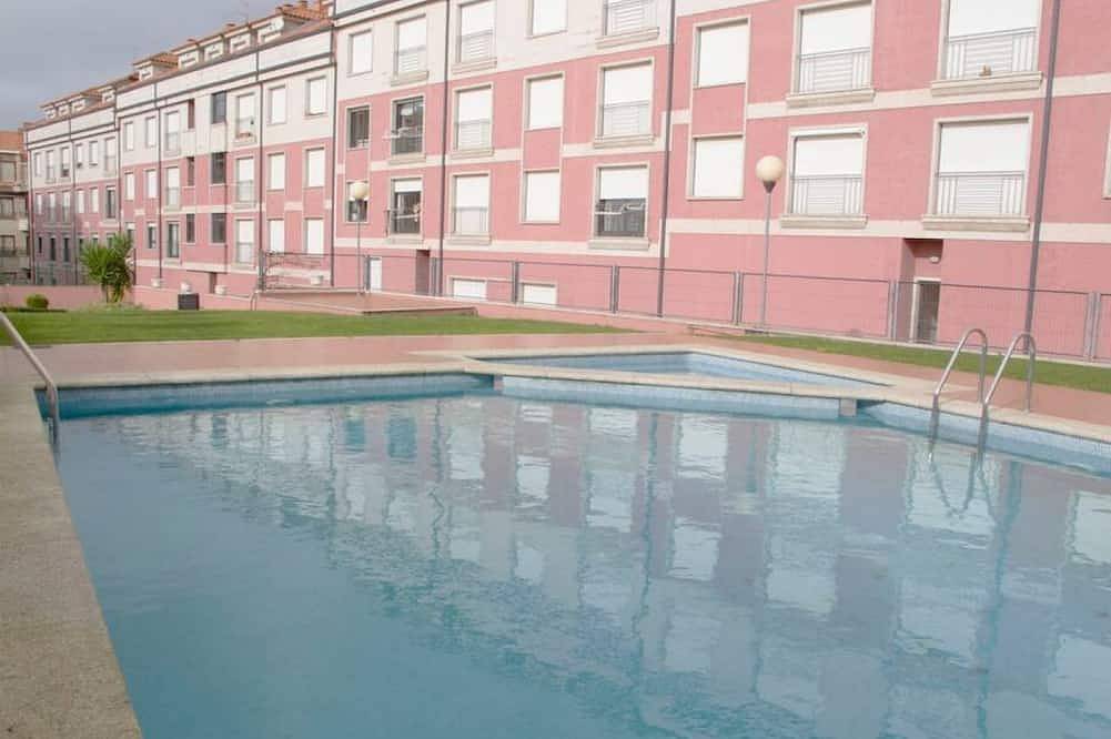 Appartamento intero, Disconnectaengalicia La Perla Premium, swimming pool and parking in Portonovo, Sanxenxo