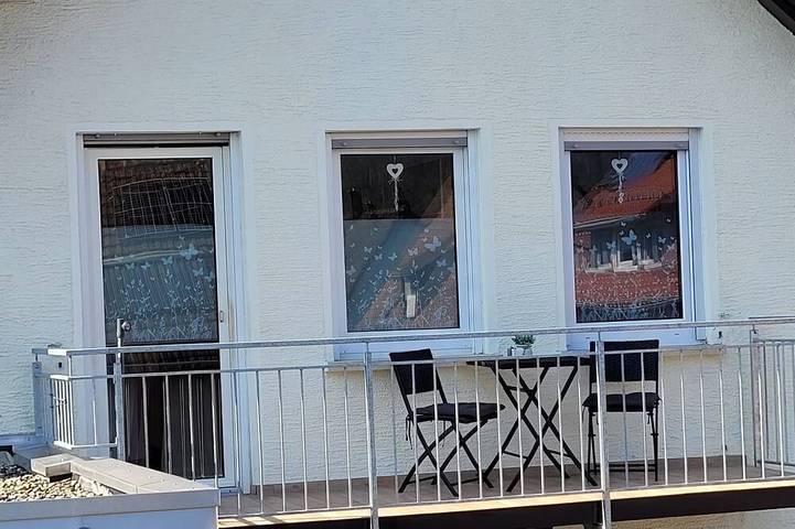 Ganze Wohnung, Gemütliche 69 m² Ferienwohnung im Herzen des Pfälzerwaldes in Fischbach bei Dahn, Landkreis Südwestpfalz