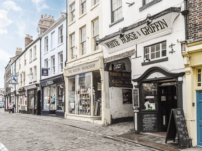 Cottage for 2 people, with pets in Whitby