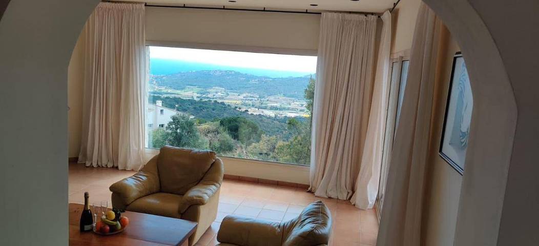 Casa rural para 8 personas, con vistas además de jardín y piscina, Se admiten mascotas en Platja d'Aro - 2