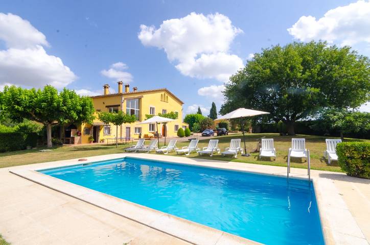 Location de vacances pour 16 personnes, avec jardin à Sils - 4