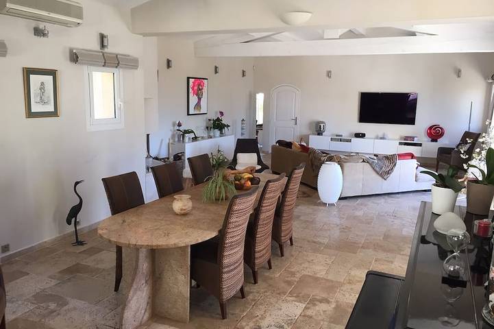 Location de vacances pour 7 personnes, avec jardin et jacuzzi, animaux acceptés à Beaurecueil - 2