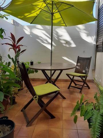 Chambre d’hôte pour 2 personnes, avec vue et terrasse à Le Moule