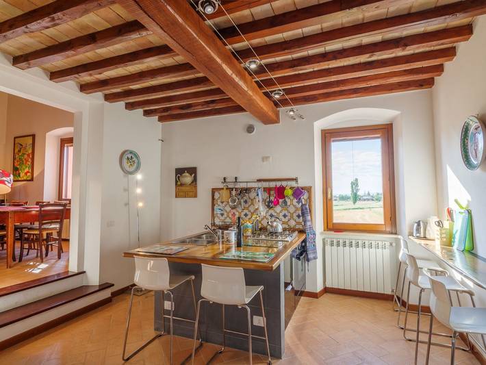 Agriturismo per 13 persone, con giardino e piscina, con animali domestici a Bevagna