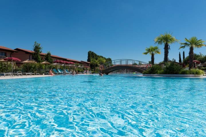 Ferienhaus für 8 Personen, mit Balkon und Garten in Lignano Sabbiadoro