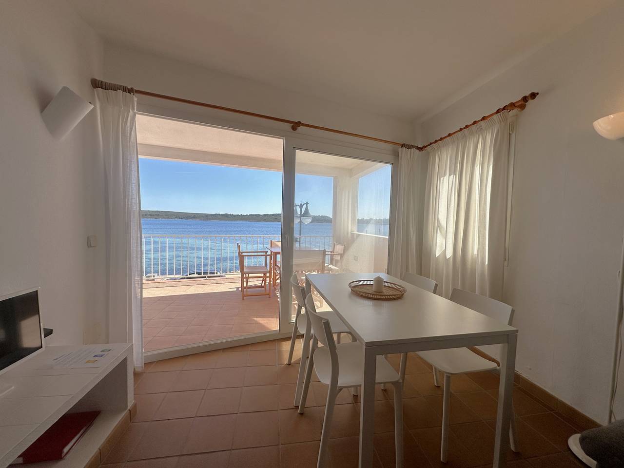 Apartamento entero, Apartamento de vacaciones para 4 personas con terraza in Fornells, Es Mercadal