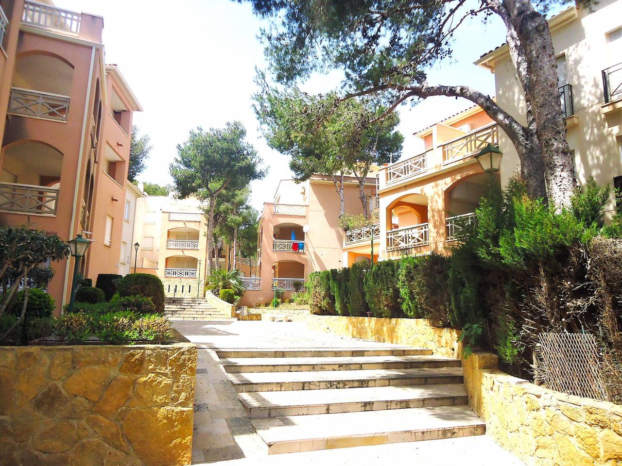 Apartamento entero, Bungalow luminoso 2 habs, terraza y piscina cerca de la playa in Cala Puerto Azul (Peñiscola), Peñíscola