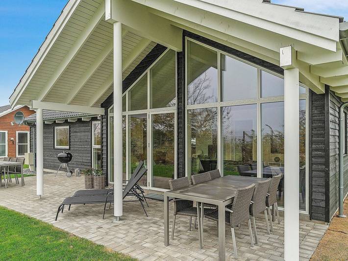 Ferienhaus für 10 Personen, mit Terrasse und Sauna, mit Haustier in Olpenitz