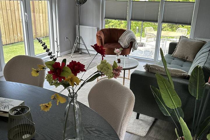 Ferienhaus für 4 Personen, mit Pool und Garten sowie Terrasse in Petten