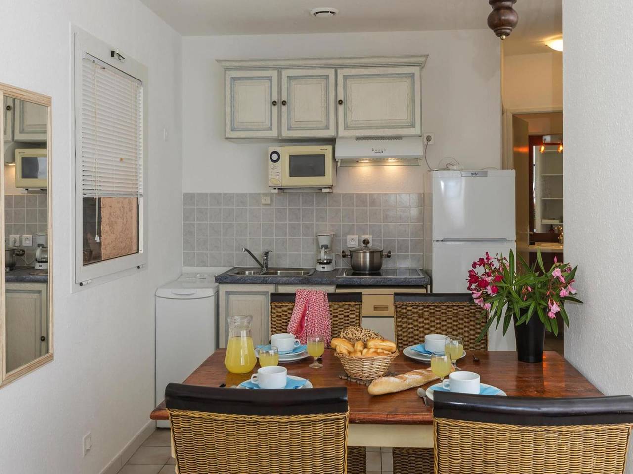 Retiro de bungalows con jardín en Solenzara in Sari-Solenzara, Distrito de Sartène