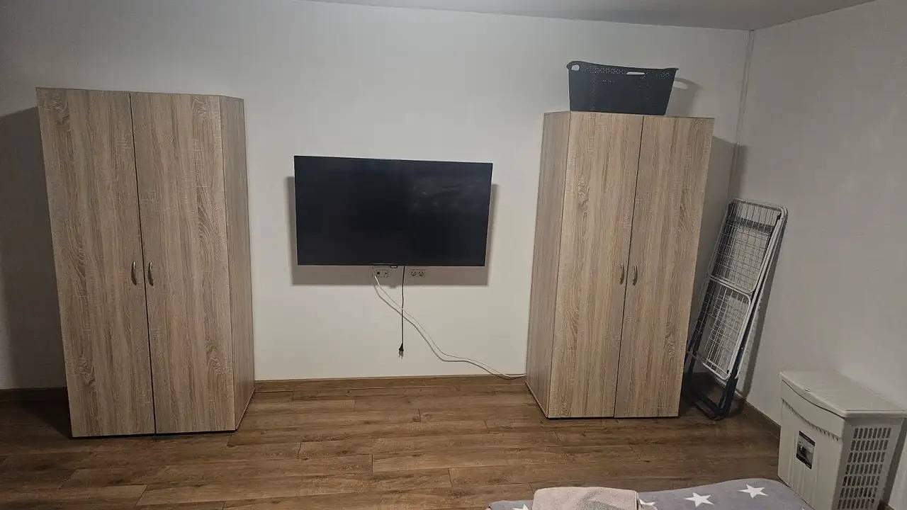 Ganze Ferienwohnung, Ferienwohnung für 4 Personen (75 m²) in Leuna in Leuna, Saale-Unstrut