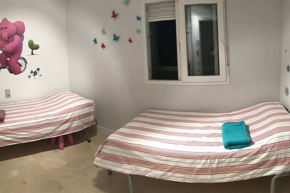 Entire apartment, In the center / Air conditioning / Wifi / Parking / Football / Netflix / offer in La Vila, Elche