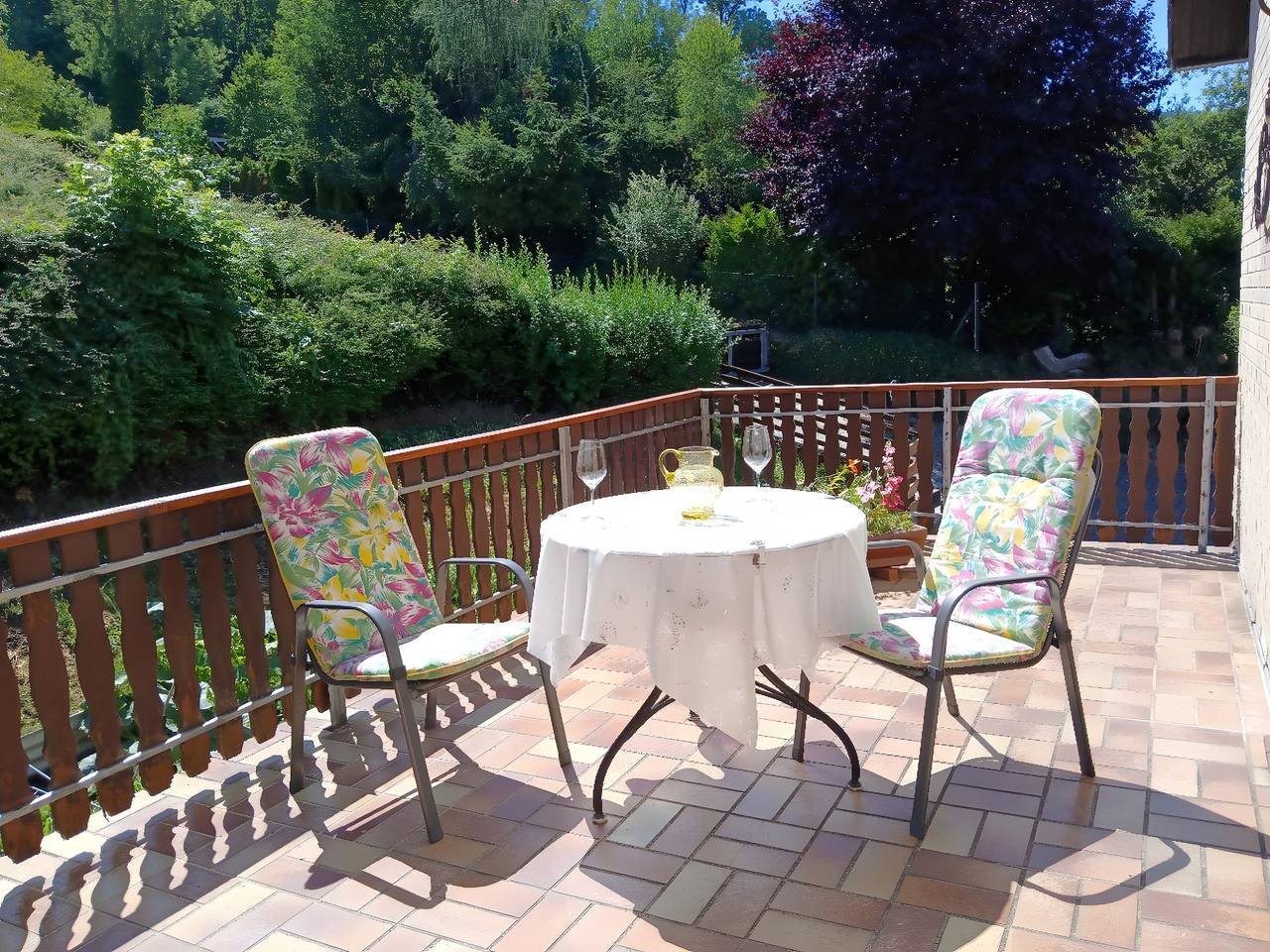 Ganze Wohnung, Apartment „Fewo Waldblick“ mit Naturgarten, privater Terrasse ,W-Lan ab Ende August verfügbar in Salzhemmendorf, Hannover und Umgebung