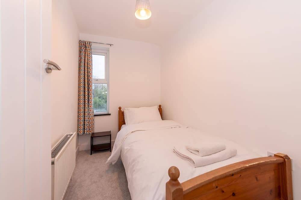 Pass the Keys | Charming Modern Home in Central Wokingham in Wokingham, Berkshire