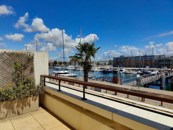 Gîte pour 2 personnes, avec vue et terrasse dans Aquarium de la Rochelle