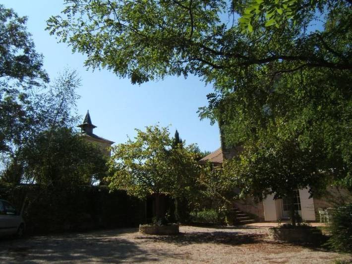 Gîte pour 2 personnes, avec piscine ainsi que terrasse et jardin à Labruguière - 2