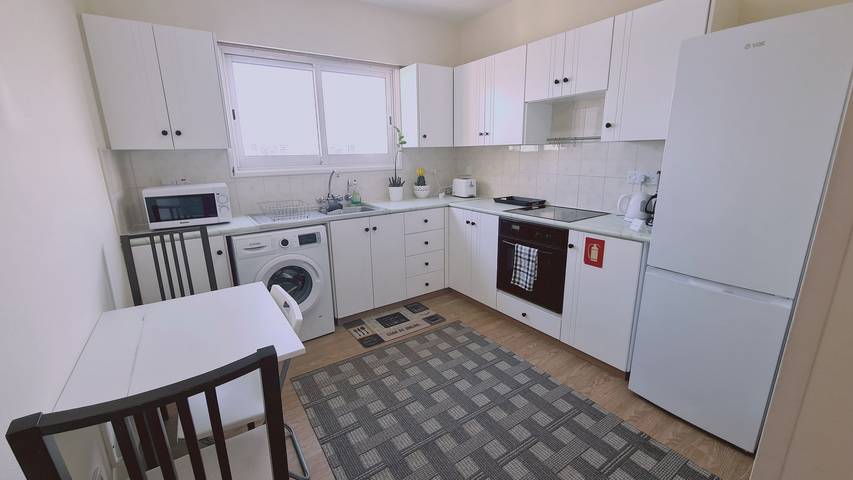 Ferienwohnung für 7 Personen, mit Balkon in Larnaka - 4