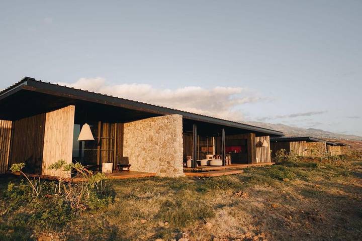 Hôtel pour 2 personnes, avec piscine ainsi que jardin et terrasse à Les Trois-Bassins