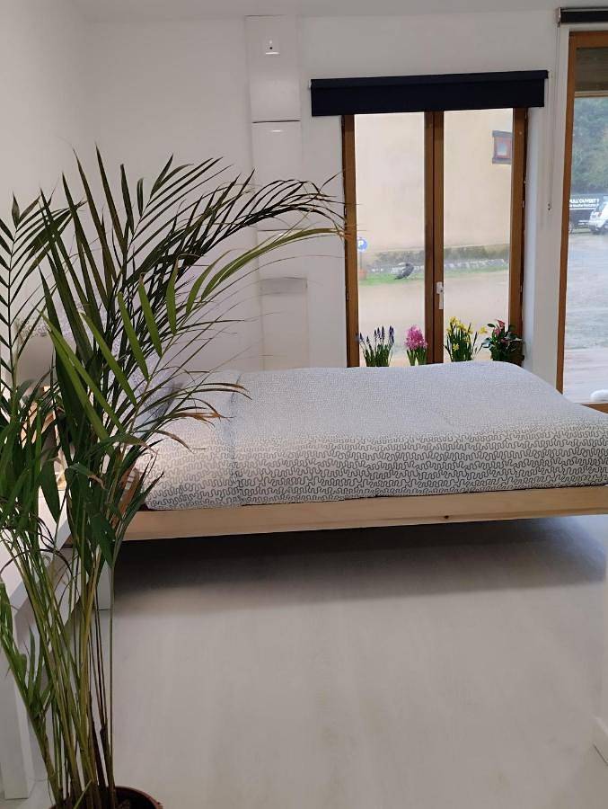 Gîte pour 3 personnes, avec terrasse à Chavagne - 4