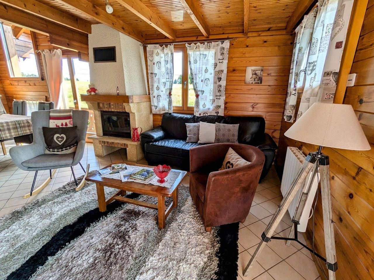 Gemütliches Chalet mit Privatpool in Val-d'Ajol, 3 Schlafzimmer in Le Val-d'Ajol, Regionaler Naturpark Belchen der Vogesen