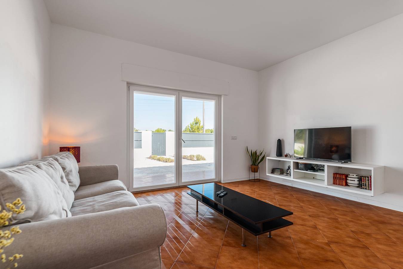 Ferienhaus 'Palmela Sunset Villa' mit Bergblick, privatem Pool und Wlan in Quinta do Anjo, Halbinsel von Setúbal