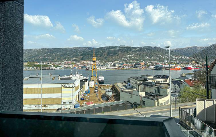 Ferienwohnung für 6 Personen, mit Terrasse in Bergen