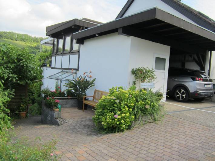 Ferienwohnung für 2 Personen, mit Terrasse und Garten sowie Ausblick in Bullay - 2