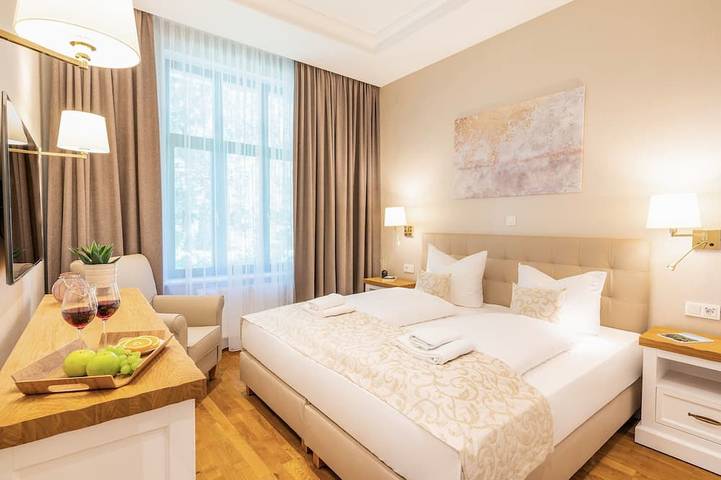 Entire apartment, Villa Waldschloss App. 3 in Bansin, Heringsdorf