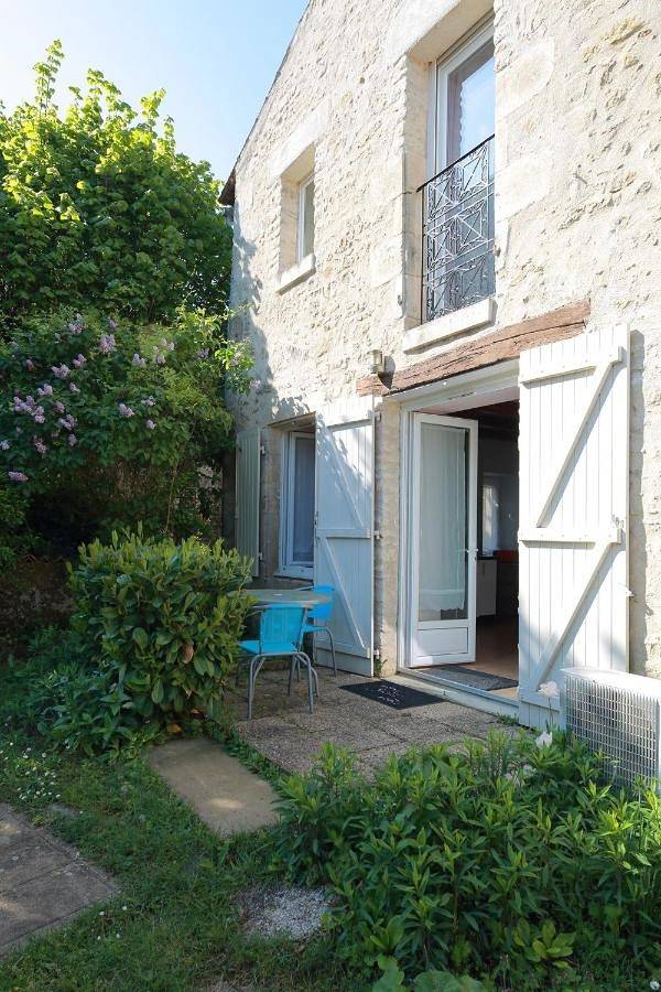 Gîte pour 4 personnes, avec jardin et vue, animaux acceptés dans Latillé - 3