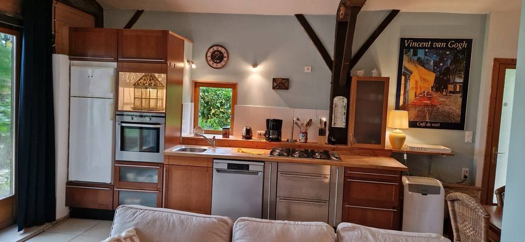 Casa Van Gogh con jacuzzi, dos terrazas y vistas abiertas en Lot-et-Garonne in Douzains, Región de Villeneuve-sur-Lot