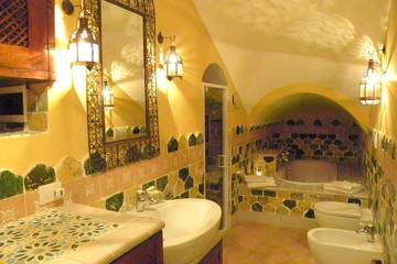 Villa for 4 Guests in Monte Sant'Angelo, Gargano, Picture 4