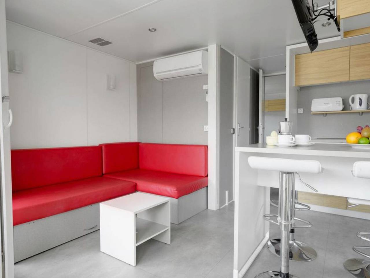 Casa Móvil con Terraza en Miami Platja in Platja de Rifà (Mont-roig del Camp), Montroig