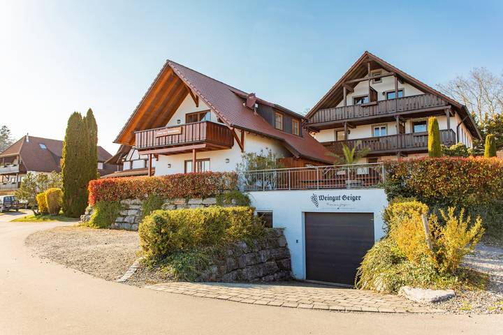 Ferienwohnung für 2 Personen, mit Garten und Seeblick in Meersburg