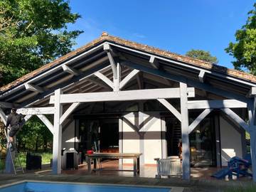 Gîte pour 7 personnes, avec vue et terrasse ainsi que piscine et vue sur le lac à Trensacq