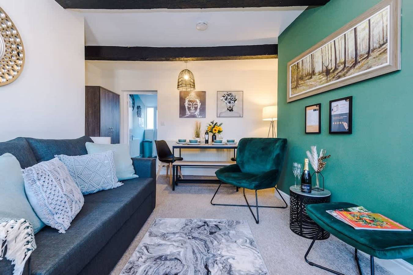 Entire apartment, Cosy house  amazing location  perfect for couples in Chester, Cheshire West and Chester