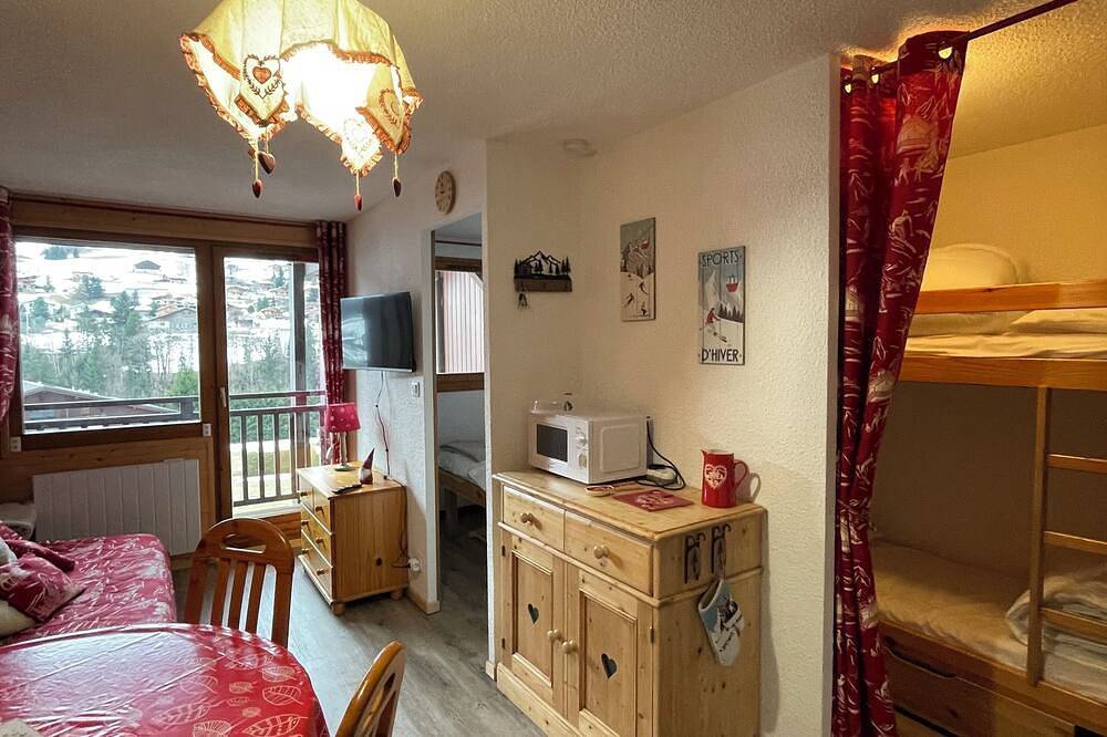 Appartement entier, Nouveau , jolie appartement, rénové, idéal pour un séjour en été comme en hiver in Praz-sur-Arly, Pays du Mont-Blanc