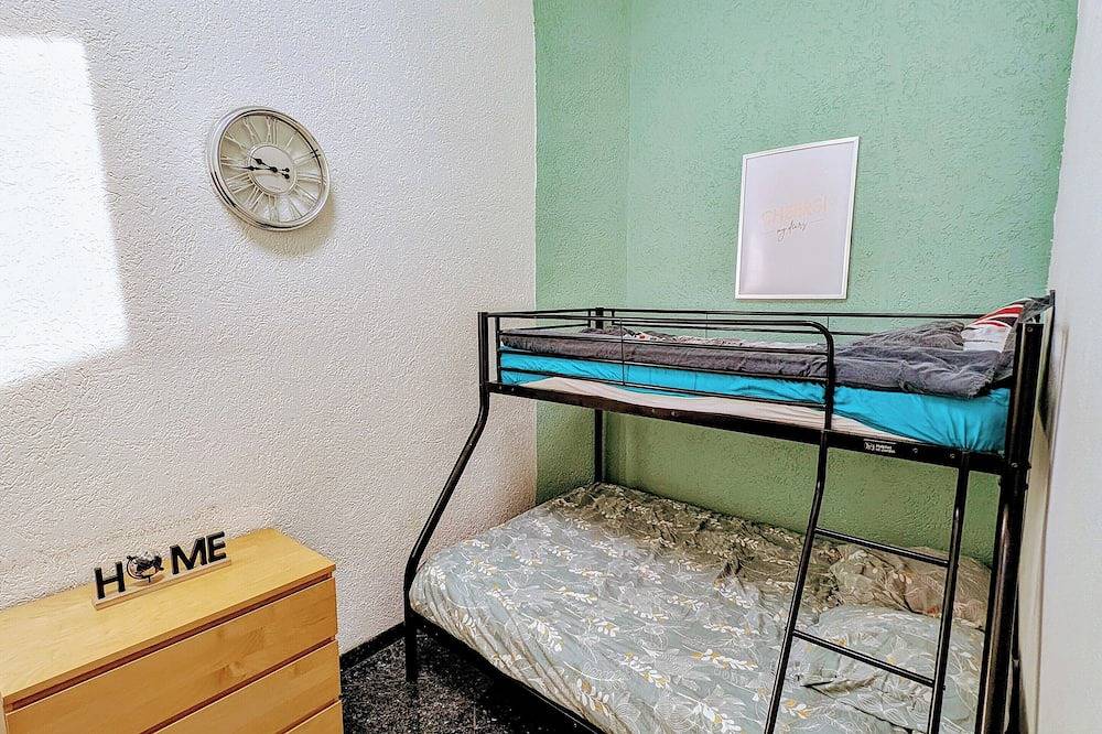 Private accommodation in beautiful villa with swimming pool in Dalhunden, Nordelsass