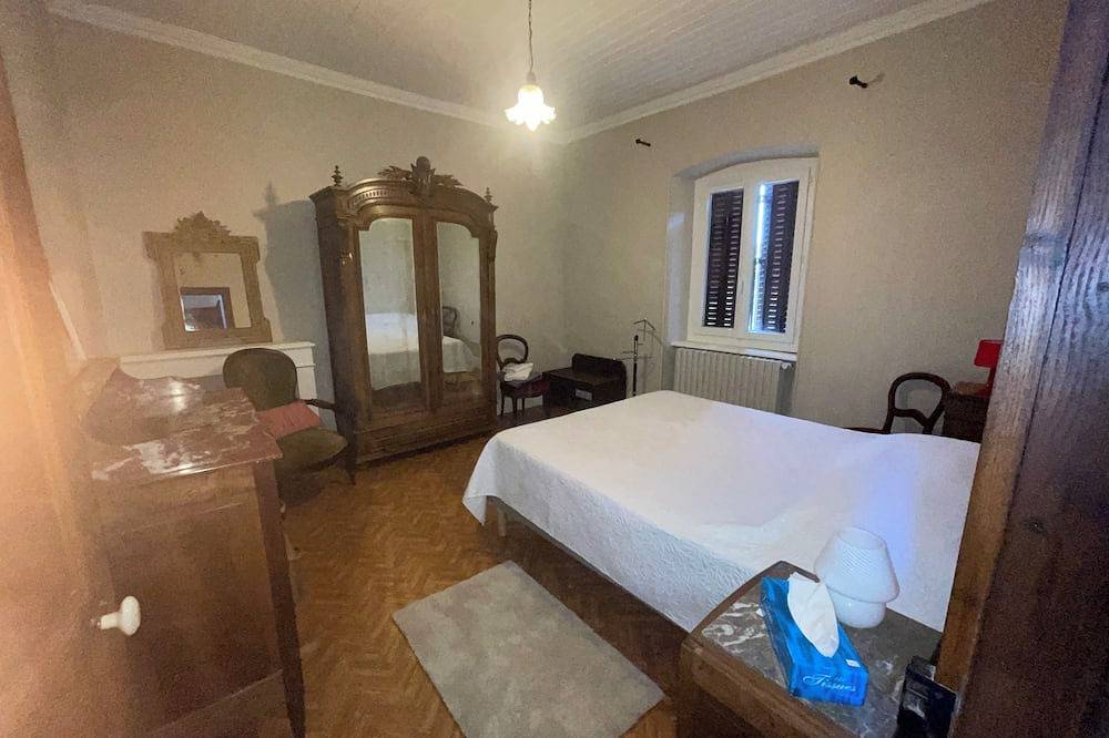 Havre de paix dans le Ségala - Hébergement pour 8 pers. (4 chambres) en Aveyron. in Sauveterre-de-Rouergue, Aveyron