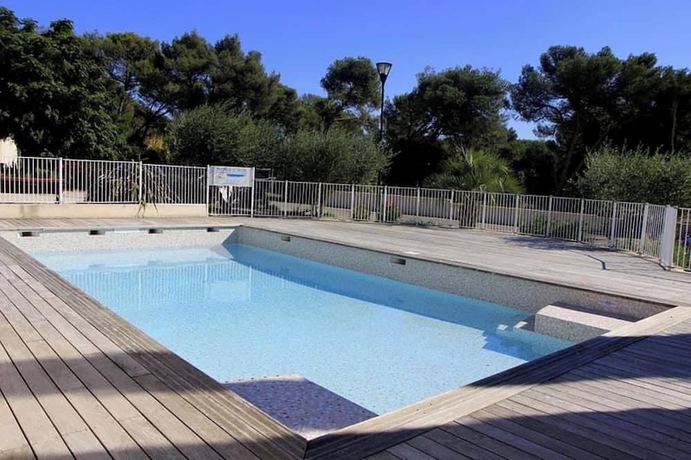 Maison calme en nature avec piscine et parking in Castries, Côte méditerranéenne (France)
