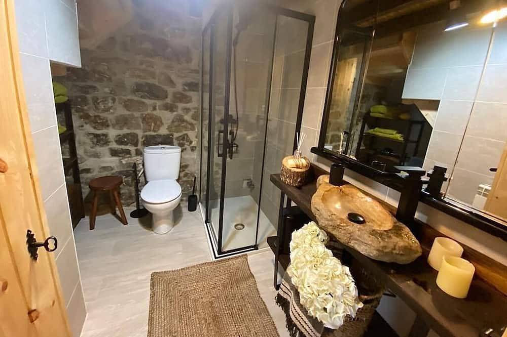 Ecological and self-sufficient cabin with unbeatable views. in Soba, Chaîne Cantabrique