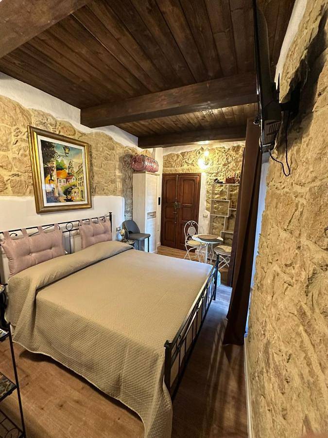 Gîte pour 2 personnes, avec vue et terrasse à Baunei - 4