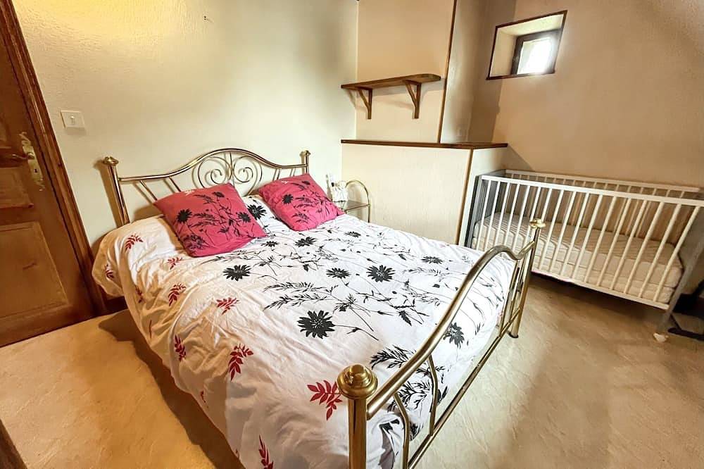 Homerez - Maison chaleureuse à Lanobre avec jardin in Lanobre, Parc naturel régional des Volcans d'Auvergne