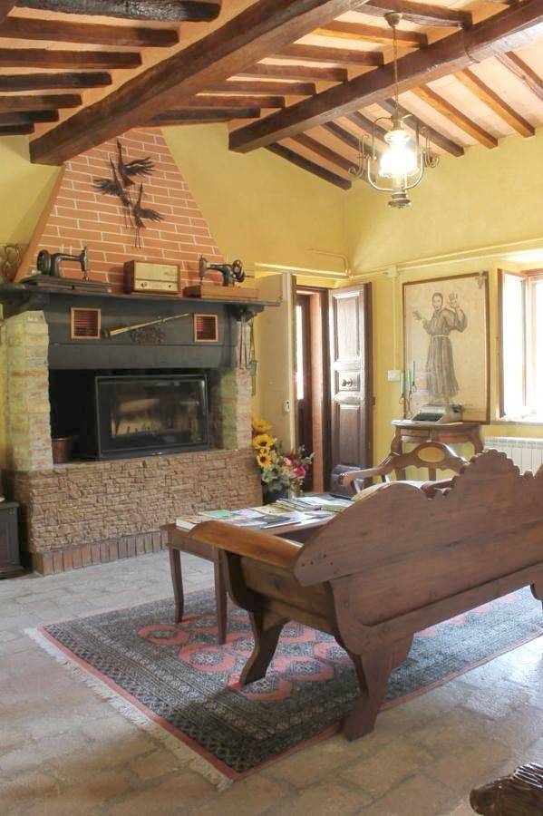 Chambre d’hôte pour 2 personnes, avec vue et jardin, animaux acceptés à Pérouse - 4