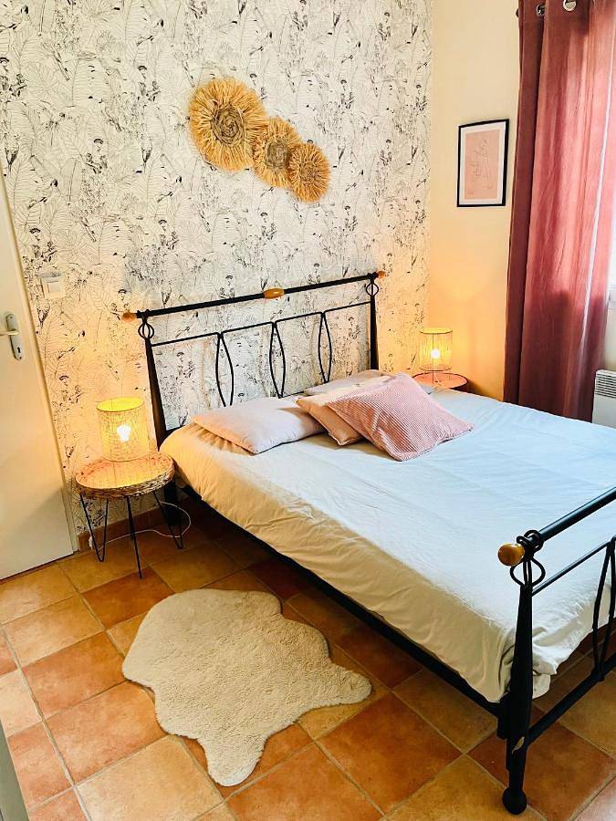 Location de vacances pour 6 personnes, avec sauna et jardin ainsi que piscine et vue, animaux acceptés à Palaja - 2
