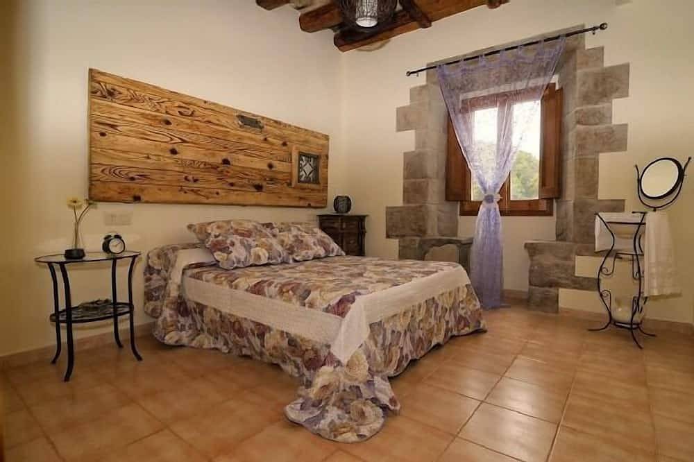 Ländliches Haus (Vollvermietung) Masia Pallares de Dalt für 10 Personen in Olius, Lleida Provinz